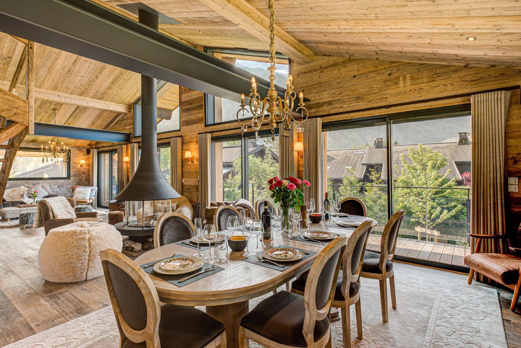 Chalet Papillon - Alpes Travel - Detached - Les Praz - Sleeps 8 Chamonix