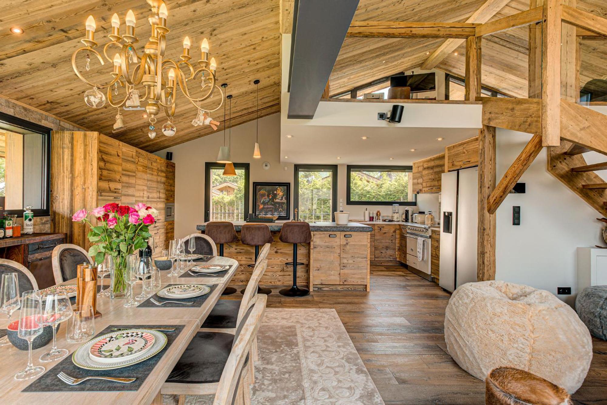 Chalet Papillon - Alpes Travel - Detached - Les Praz - Sleeps 8