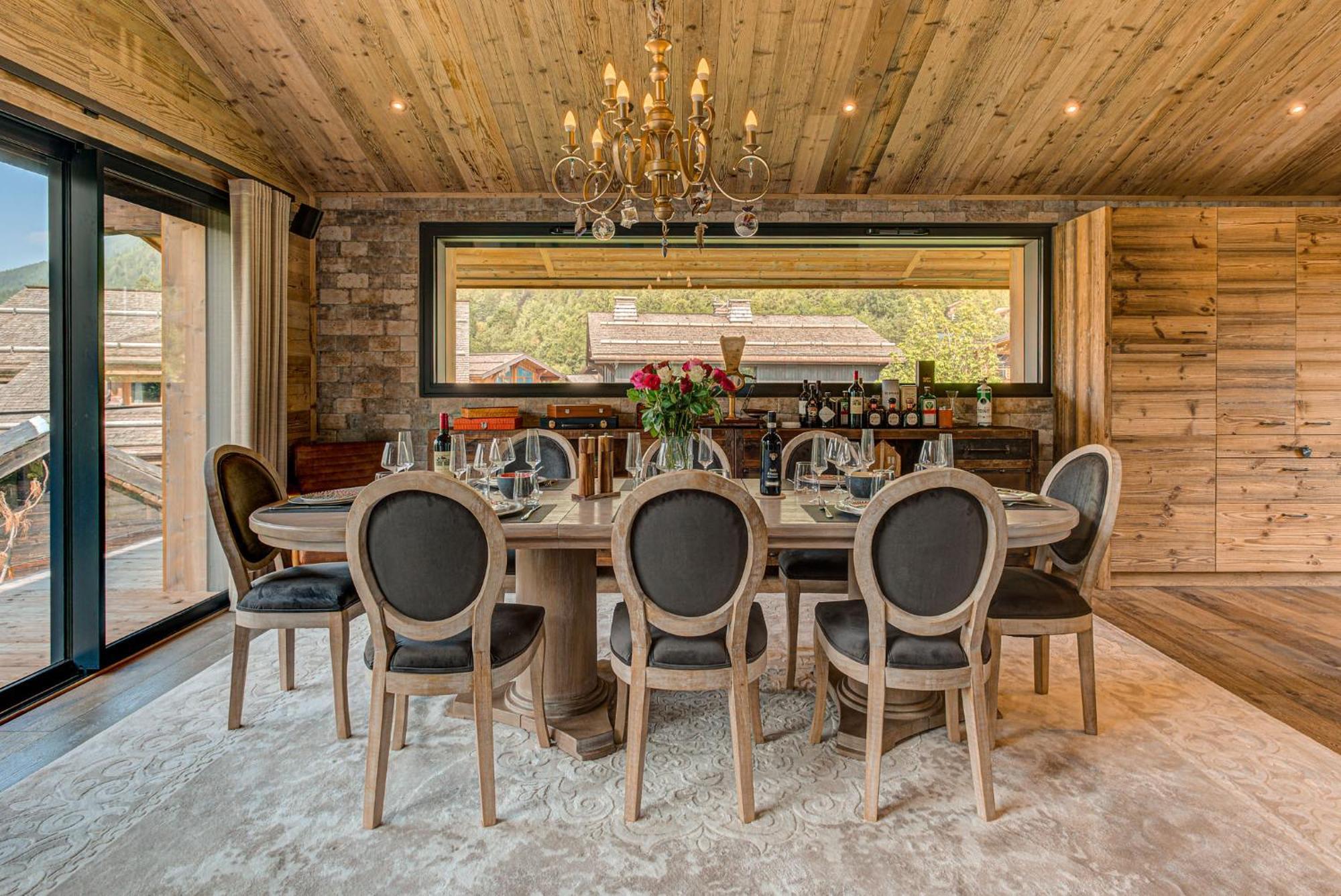 Papillon - Alpes Travel - Detached - Les Praz - Sleeps 8 Chalet Chamonix